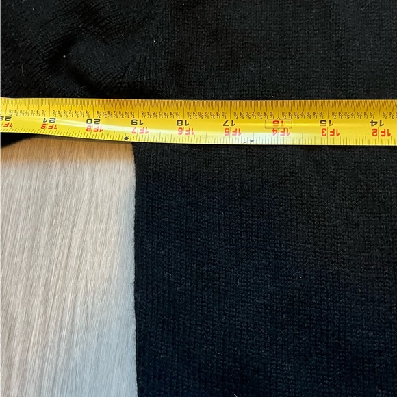 Ralph Lauren Collection Purple Label | 100% Cashmere Cardigan Black - Picture 4 of 7